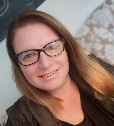 Kirchenbüro Bianca van den Ent
