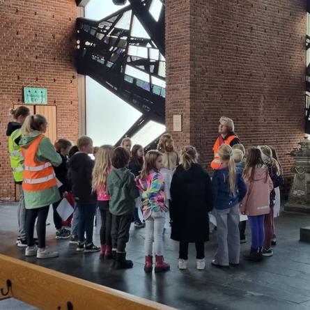 Paul-Sillus-Schule im wunderschönen Erntedankgottesdienst am 2.10.2025