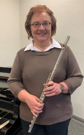 Sonntag, 18. Januar 2026, 17 Uhr, Gemeindehaus Jever, Am Kirchplatz 13 sonntags um 5 / MusikGottesdienst Querflöte und Klavier Werke von Antonio Vivaldi, Alexandre Guilmant, Pál Járdányi und Wilhelm Popp Carmen Weber – Querflöte Klaus Wedel – Klavier Pastor Thorsten Harland